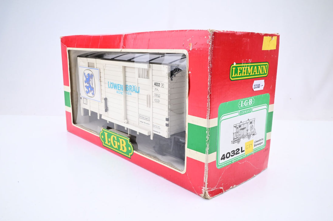 LGB G Gauge 4032L Lowenbrau Beer Wagon - Boxed
