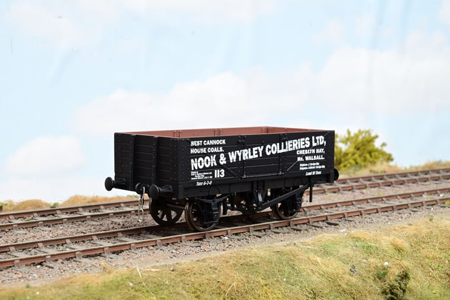 Dapol O Gauge 7F-051-014 5 Plank Open Wagon Nook & Wyrley Black No.113 - Boxed