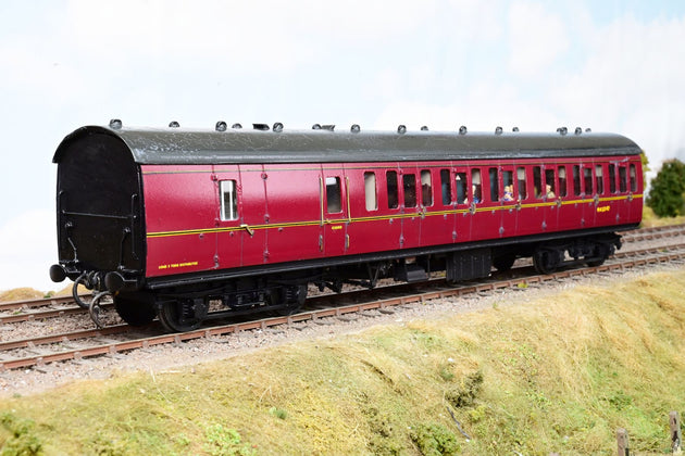 Kit Built O Gauge BR Maroon Mk1 Non-corridor Suburban Brake Coach No.M43247 - Boxed