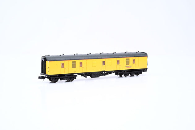 Graham Farish N Gauge Mk1 Coach Network Rail Yellow No.6262 - Boxed