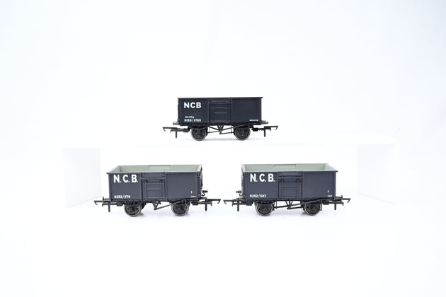 Accurascale OO Gauge ACC1071 BR 16T Mineral Wagon Triple Pack R NCB Black - Boxed