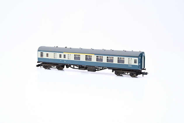 Graham Farish N Gauge Mk1 BCK Brake Composite Corridor BR Blue/Grey No.M21241 - Boxed