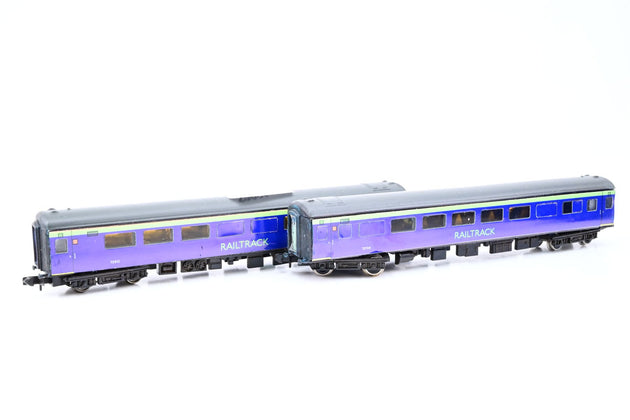 Graham Farish N Gauge Rake of 2 Railtrack Mk3 Coaches - Unboxed