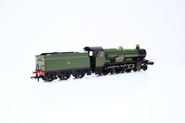 Hornby OO Gauge R30328 GWR Castle Class 4-6-0 GWR Shirtbutton Green No.4073 'Caerphilly Castle' - Boxed