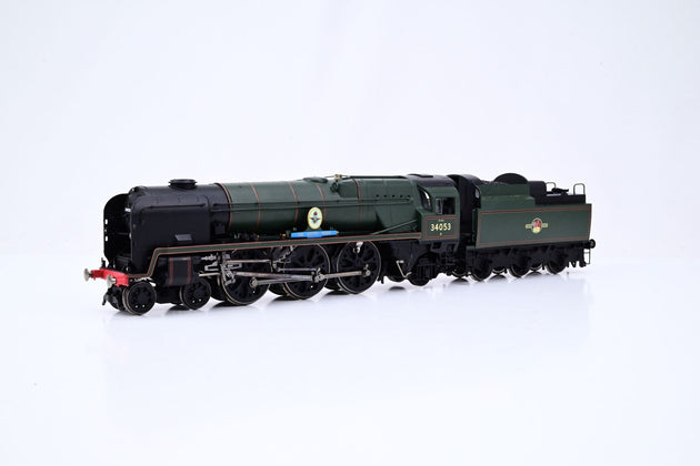Hornby OO Gauge R2586 BR Rebuilt Battle of Britain Class BR Late Crest Geen No.34053 'Sir Keith Park' - Boxed