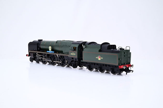 Hornby OO Gauge R2586 BR Rebuilt Battle of Britain Class BR Late Crest Geen No.34053 'Sir Keith Park' - Boxed