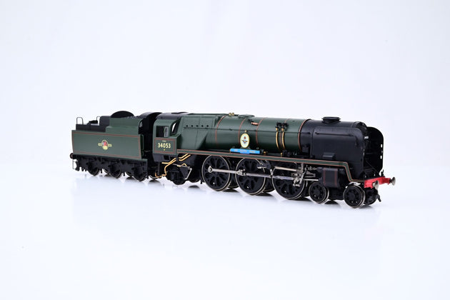 Hornby OO Gauge R2586 BR Rebuilt Battle of Britain Class BR Late Crest Geen No.34053 'Sir Keith Park' - Boxed