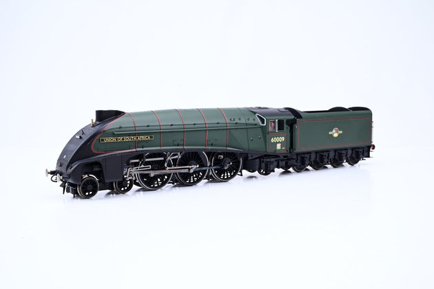 Hornby OO Gauge R2909 BR A4 Class BR Late Crest Green No.60009 'Union of South Africa' - Boxed
