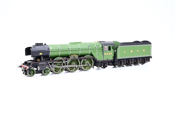 Hornby OO Gauge R2441 LNER A3 LNER Green No.4472 'Flying Scotsman' - Boxed