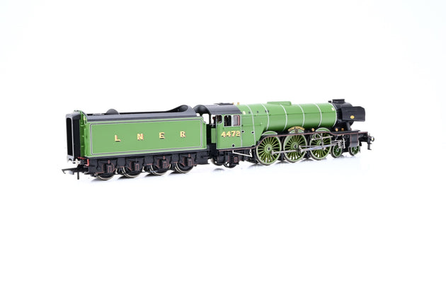 Hornby OO Gauge R2441 LNER A3 LNER Green No.4472 'Flying Scotsman' - Boxed