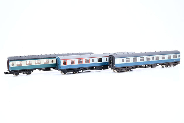 Graham Farish N Gauge Rake of 3 BR Mk1 Coaches Blue/Grey 2 x Second Corridor, 1 x Buffet - Unboxed