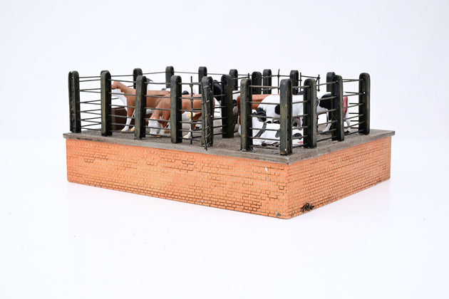 Bachmann O Gauge 47-003 Scenecraft Buildings 'Cattle Dock' - Boxed