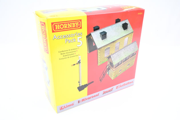 Hornby OO Gauge R8231 Accessory Pack 5 w/ Signal Box, Double Track Engine Shed, Semaphore Signal - Boxed