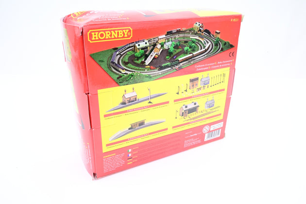 Hornby OO Gauge R8231 Accessory Pack 5 w/ Signal Box, Double Track Engine Shed, Semaphore Signal - Boxed