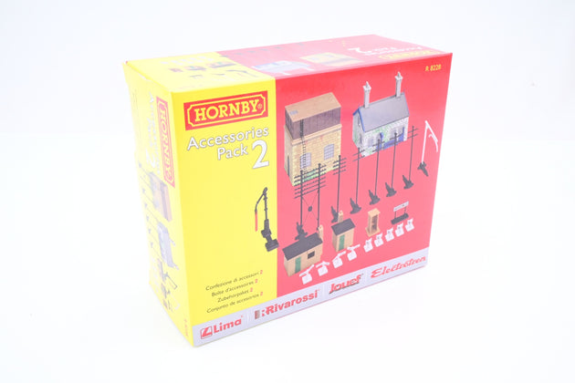 Hornby OO Gauge R8228 Accessory Pack 2 w/ Railway Cottage, Water Tower & Trackside Accessories - Boxed
