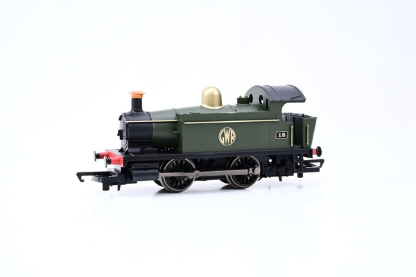 Hornby OO Gauge R3678 GWR 0-4-0 Locomotive GWR Green No.18 - Boxed