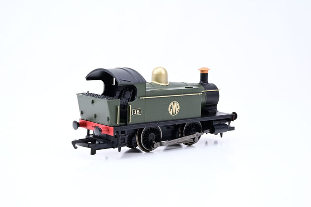 Hornby OO Gauge R3678 GWR 0-4-0 Locomotive GWR Green No.18 - Boxed