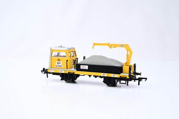 Bachmann OO Gauge 36-150 Plasser OWB 10 W/Crane Motorised No.DX68200 - Boxed