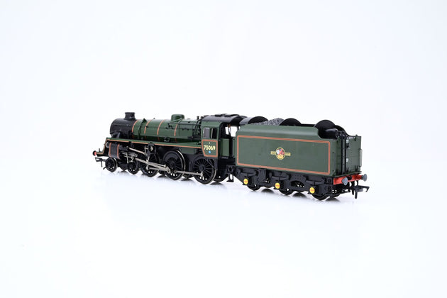 Bachmann OO Gauge 31-116 Standard Class 4MT BR1B Tender Lined Green Crest No.75069 - Boxed