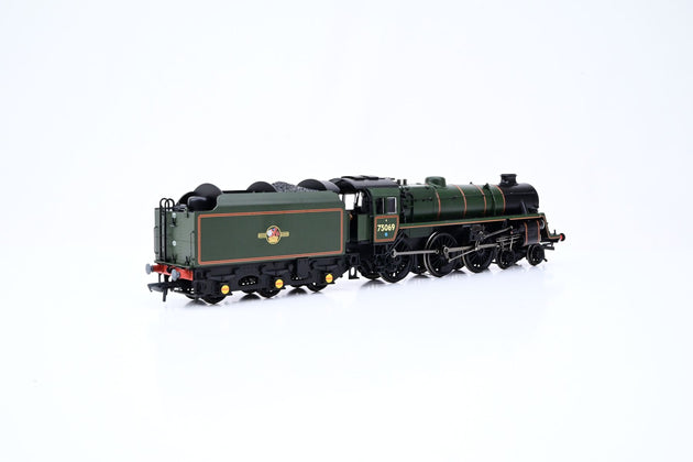 Bachmann OO Gauge 31-116 Standard Class 4MT BR1B Tender Lined Green Crest No.75069 - Boxed