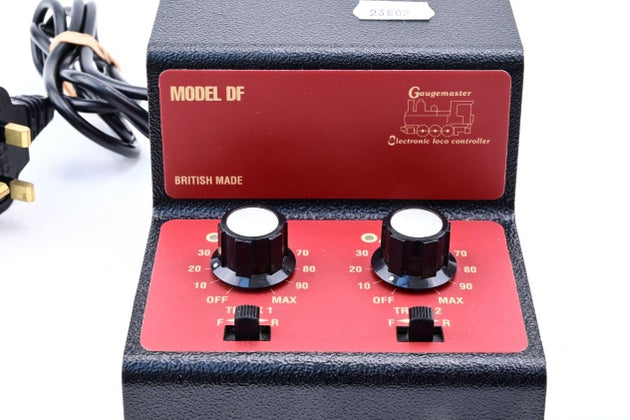 Gaugemaster GMC-DF Twin Track Cased Power Unit with Feedback