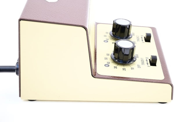 Gaugemaster GMC-D Model D Twin Track Cased Controller