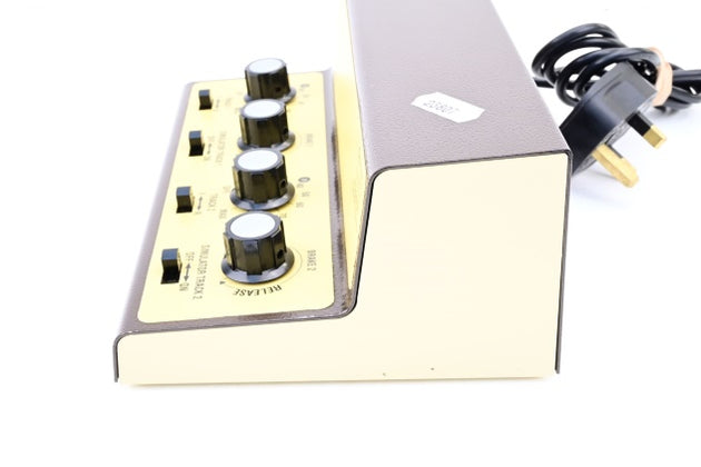 Gaugemaster GMC-DS Model DS Twin Track Cased Controller with Simulation