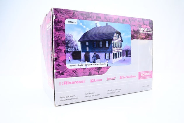 Hornby HO Gauge HC8012 Skale Structures 'School House' - Boxed