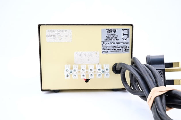 Gaugemaster Model M10 20V 2.5A DC Transformer