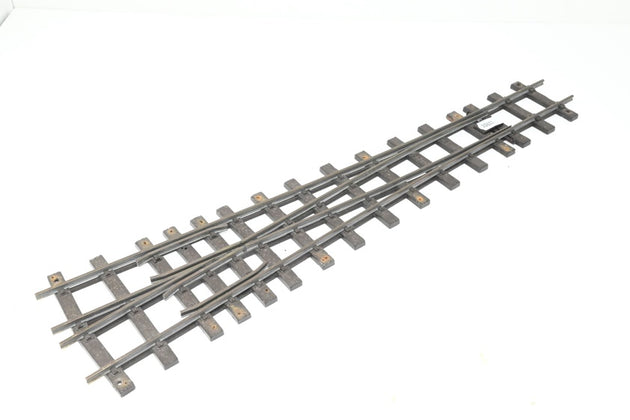 PECO Streamline SM32 SLE697 Turnout C200 Medium Radius Y - Unboxed