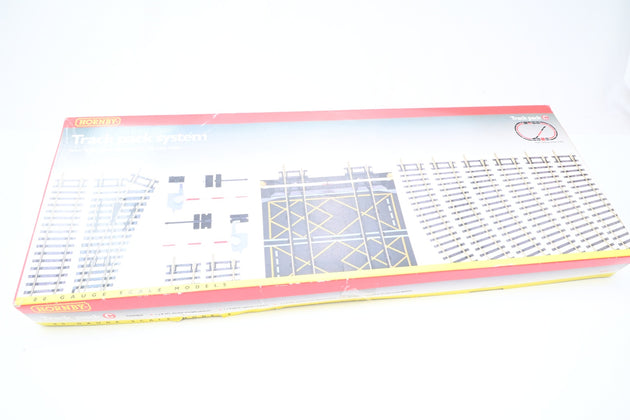 Hornby OO Gauge R8017 Track Pack C - Boxed