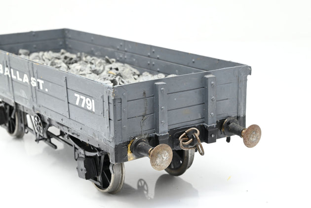 Kit Built Gauge 1 10mm Grey 'S.D' 3-Plank Ballast Wagon w/ Load - Unboxed