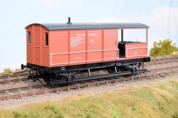 Dapol O Gauge 7F-300-008 BR Bauxite ex-GWR Toad Brake Van 'Old Oak Common' No.W17445 - Boxed