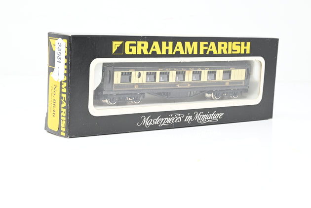 Graham Farish N Gauge 0646 Pullman Umber & Cream Dining Car Unnumbered/Unnamed - Boxed