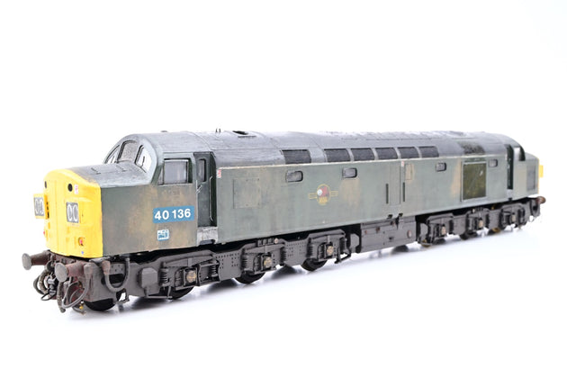 Lima OO Gauge BR Green Late Crest Class 40 No.40136 - Renumbered, Heaviily Weathered, Aftermarket Box