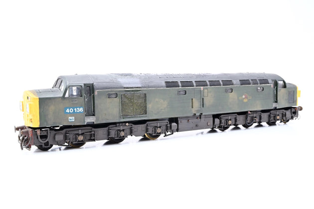 Lima OO Gauge BR Green Late Crest Class 40 No.40136 - Renumbered, Heaviily Weathered, Aftermarket Box