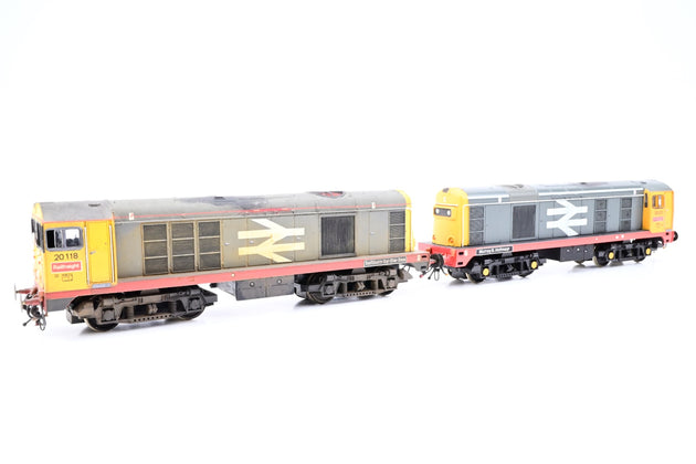 Lima OO Gauge Paired Configuration of Class 20 Diesels No.20137 & 20118 - Unboxed