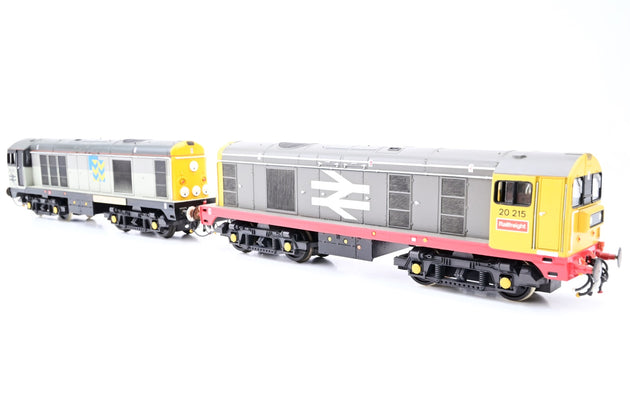 Lima OO Gauge Paired Configuration of Class 20 Diesels No.20215 & 20021 - Unboxed