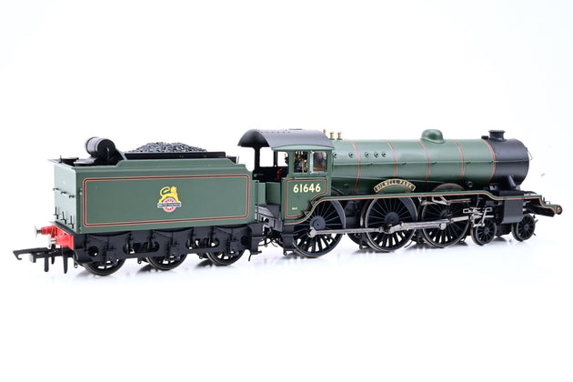 Hornby OO Gauge R3318 BR Green Early Emblem Class B17/6 No.61646 'Gilwell Park' - Boxed
