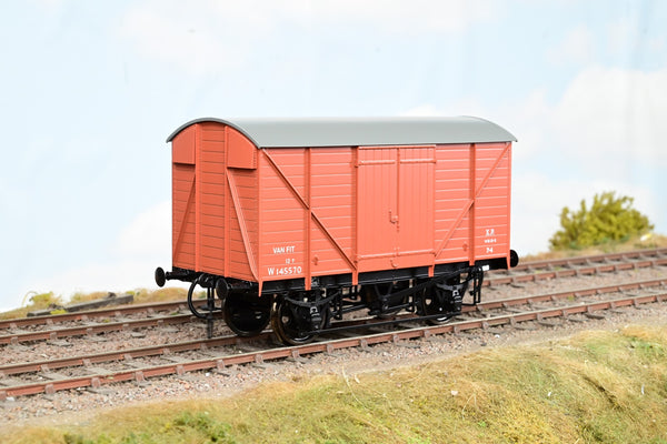 Dapol O Gauge 7F-066-005 BR Bauxite 'Van Fit' Standard 12T Covered Goods Van No.W145570 - Boxed