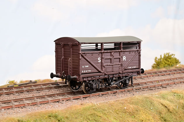 Kit Built O Gauge SR Brown 10T Cattle Wagon No.95678 - Unboxed