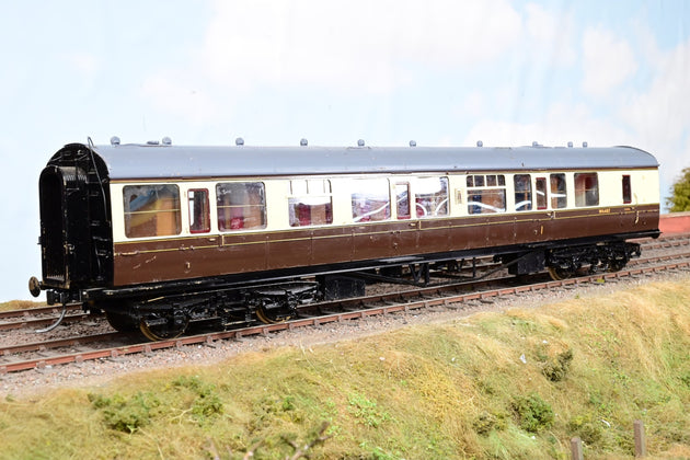 Sancheng O Gauge BR Chocolate & Cream Collett Brake Composite Corridor Coach No.W6487 - Boxed