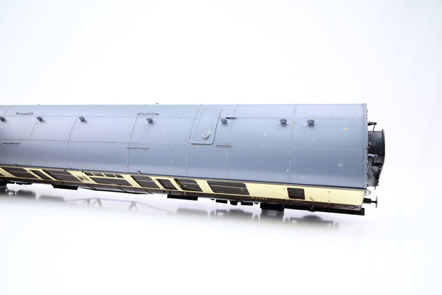 Sancheng O Gauge BR Chocolate & Cream Collett Brake Composite Corridor Coach No.W6487 - Boxed