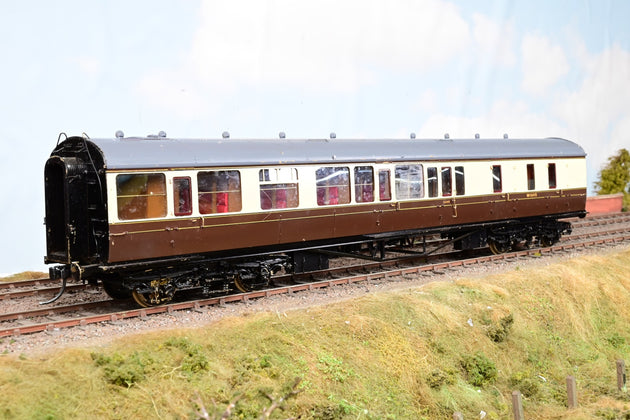 Sancheng O Gauge BR Chocolate & Cream Collett Brake Composite Corridor Coach No.W1089 - Boxed