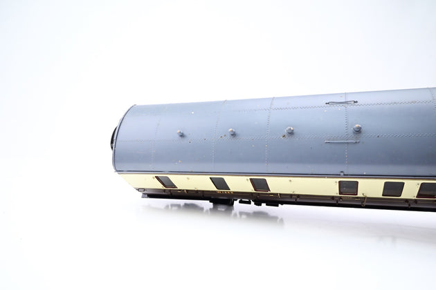 Sancheng O Gauge BR Chocolate & Cream Collett Brake Composite Corridor Coach No.W1089 - Boxed