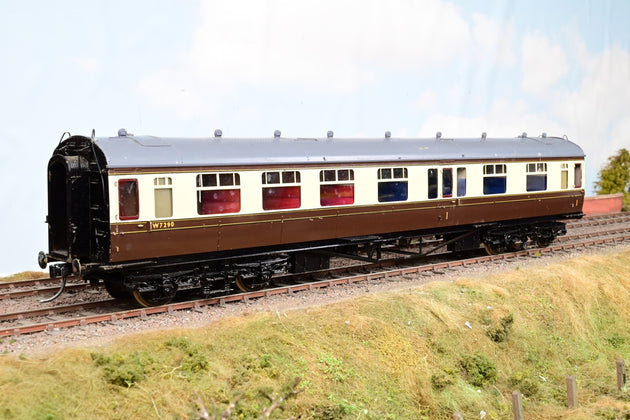 Sancheng O Gauge BR Chocolate & Cream Collett Composite Corridor Coach No.W7290 - Boxed