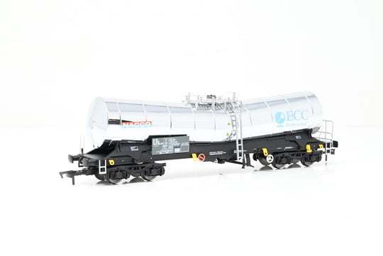 Dapol OO Gauge B850D 'Nacco / ECC International' ICA Silver Bullet Tanker Wagon No.33877898053-2 - Boxed