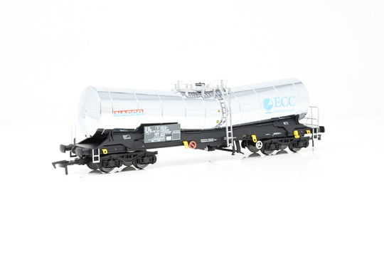 Dapol OO Gauge B850C 'Nacco / ECC International' ICA Silver Bullet Tanker Wagon No.33877898107-7 - Boxed