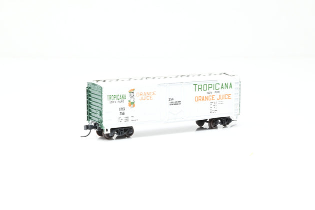 Atlas N Gauge 3311-2.75 Tropicana White 40ft Plug Door Box Car No.256 - Boxed