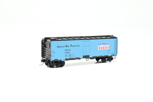 Micro-Trains N Gauge 05900540 URTX American Beef Packers Blue 40ft Steel Ice Reefer w/ Preco Fan No.75529 - Boxed